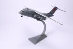 Xi’an Y-20 Kunpeng Heavy Strategic Transport Aircraft 1:100 Model - Image 4