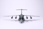 Xi’an Y-20 Kunpeng Heavy Strategic Transport Aircraft 1:100 Model - Image 18