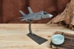 Lockheed Martin F-35B Lightning II STOVL Stealth Fighter 1:72 Model - Image 11