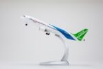 COMAC C919 Narrow-Body Passenger Jet 1:120 Model - Image 4