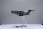 Xi’an Y-20 Kunpeng Heavy Transport Aircraft 1:130 Model - Image 12