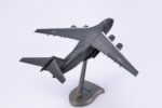 Xi'an Y-20 Kunpeng Heavy Transport Aircraft 1:88 Model - Image 5