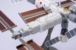 Tiangong Space Station Modular Orbital Laboratory 1:90 Model - Image 11