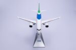 COMAC C919 Narrow-Body Passenger Jet 1:100 Model - Image 13