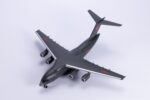 Xi’an Y-20 Kunpeng Heavy Transport Aircraft 1:144 Model - Image 7