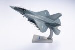 Shenyang J-35A 5th-Generation Stealth Fighter 1:48 Model - Image 6