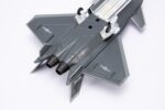Chengdu J-20 Mighty Dragon 5th-Generation Stealth Fighter 1:100 Model - Image 12