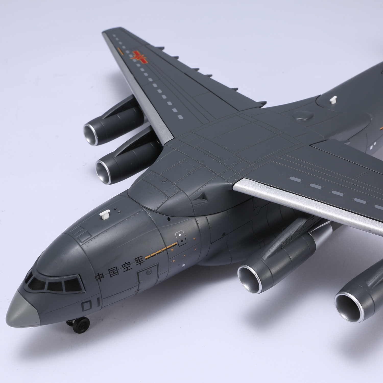 Y-20 Kunpeng Heavy Transport Aircraft Y-20 Kunpeng Heavy Transport Aircraft
