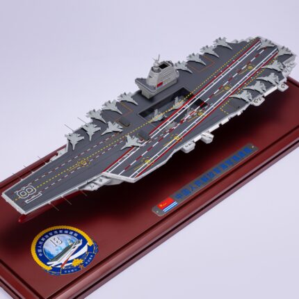 Fujian aircraft carrier model 1:700