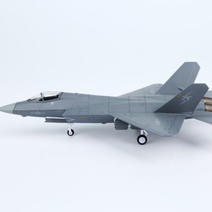 Shenyang J-35 fighter jet model