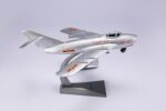 Shenyang J-5 First-Generation Jet Fighter 1:48 Scale Model - Image 10
