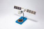 Shenzhou 12 Crewed Spacecraft Chinese Space Mission 1:50 Scale Model - Image 7