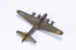 Boeing B-17 Flying Fortress WWII Bomber Model 1:200 Scale - Image 7
