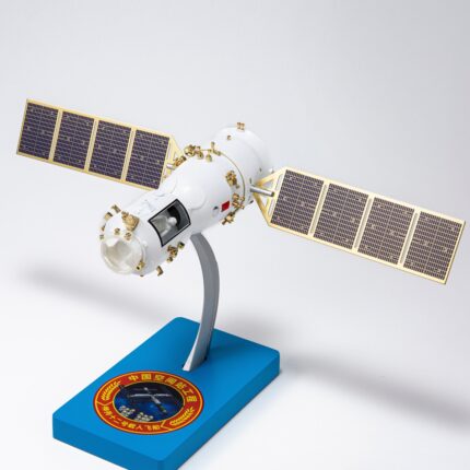 Shenzhou 12 spacecraft model