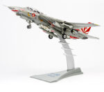 F-14 Tomcat Carrier-Based Fighter Aircraft Model 1:72 Scale - Image 5