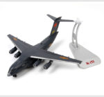 Xian Y-20 Kunpeng Strategic Airlifter Model 1:144 Scale - Image 4